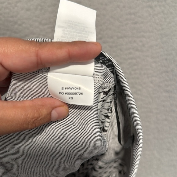 Vuori Women’s Ribbed Textured High Waisted Stretch Leggings Pants Size XS - Picture 9 of 9